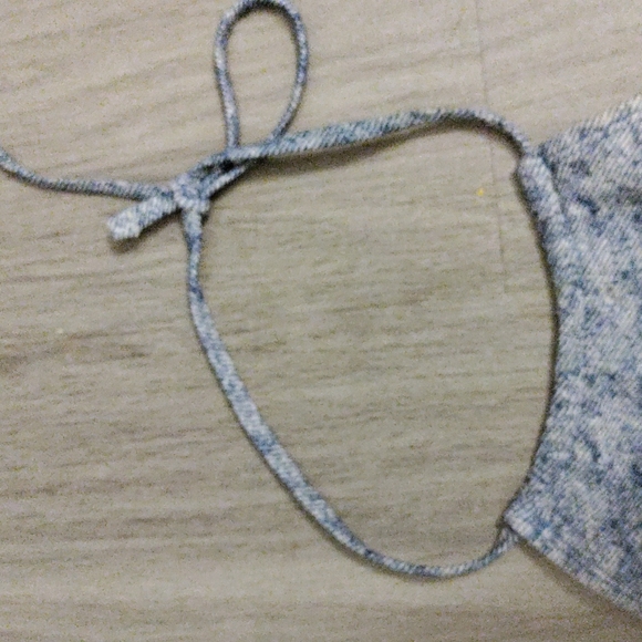 So swim top - Picture 3 of 5